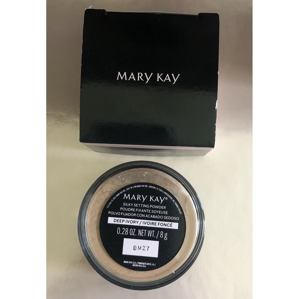 Mary Kay Silky Setting Powder -Deep Ivory - 175893 New  .28 oz